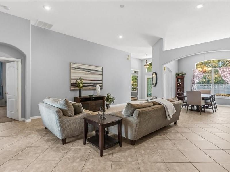 342 Osprey Lakes Circle, Chuluota, FL 32766 Photo