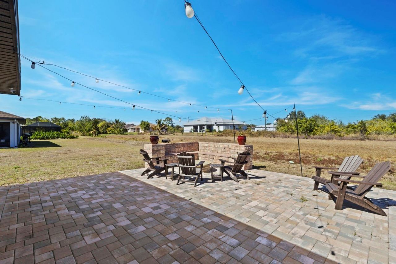 633 Carrillon Avenue S, Lehigh Acres, FL 33974 Photo