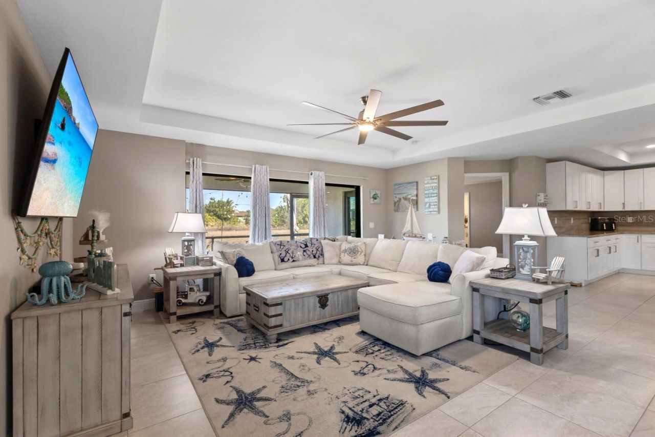 633 Carrillon Avenue S, Lehigh Acres, FL 33974 Photo