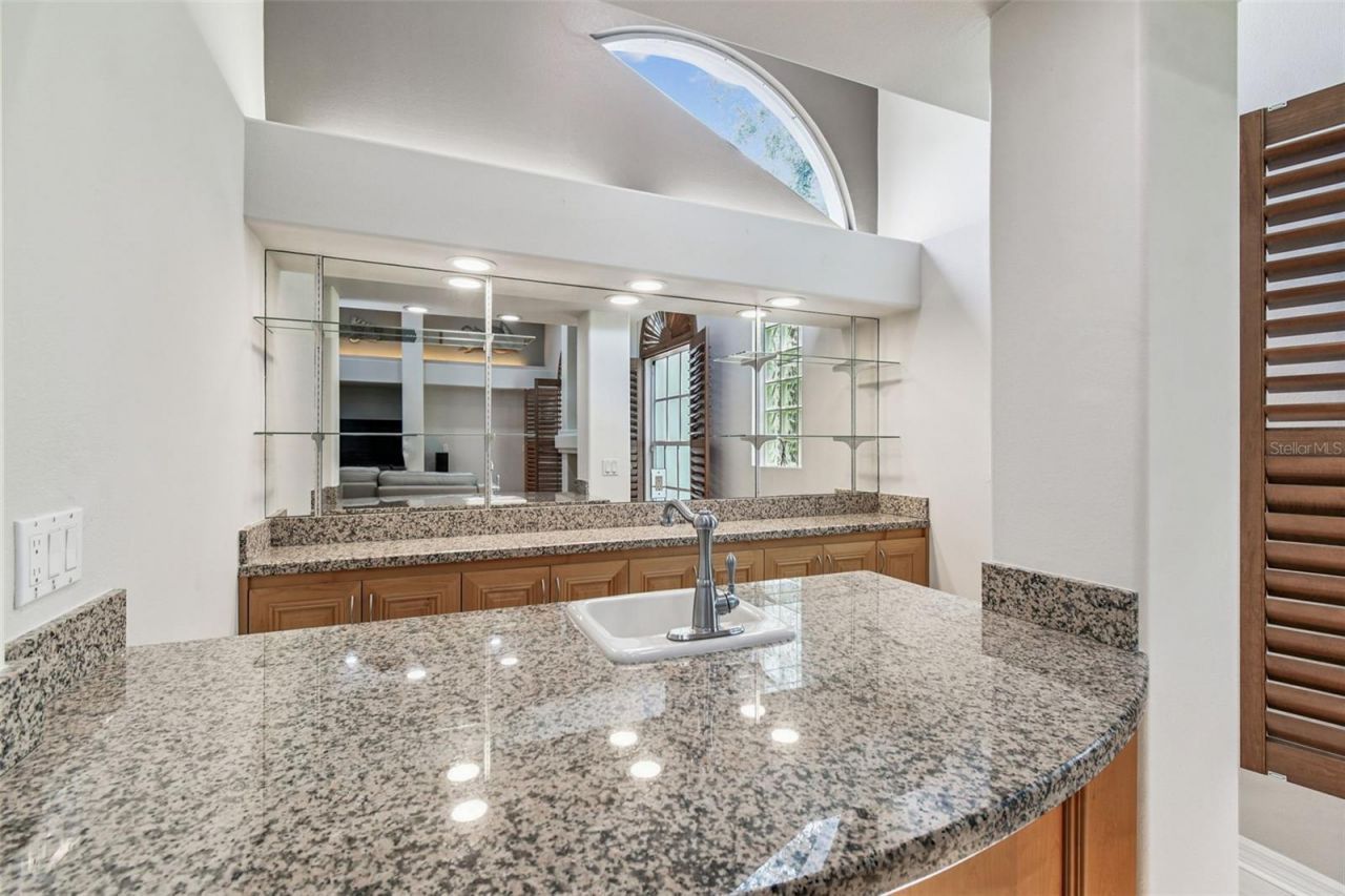 1705 Meyers Cove Drive, Tarpon Springs, FL 34689 Photo