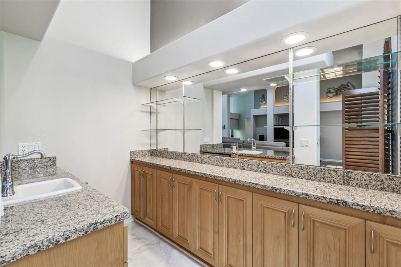 1705 Meyers Cove Drive, Tarpon Springs, FL 34689 Photo