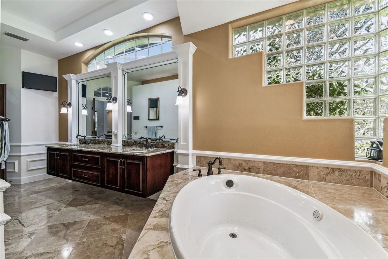 1705 Meyers Cove Drive, Tarpon Springs, FL 34689 Photo