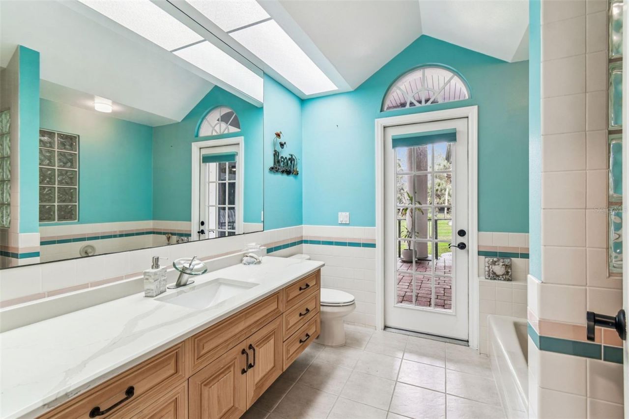 1705 Meyers Cove Drive, Tarpon Springs, FL 34689 Photo