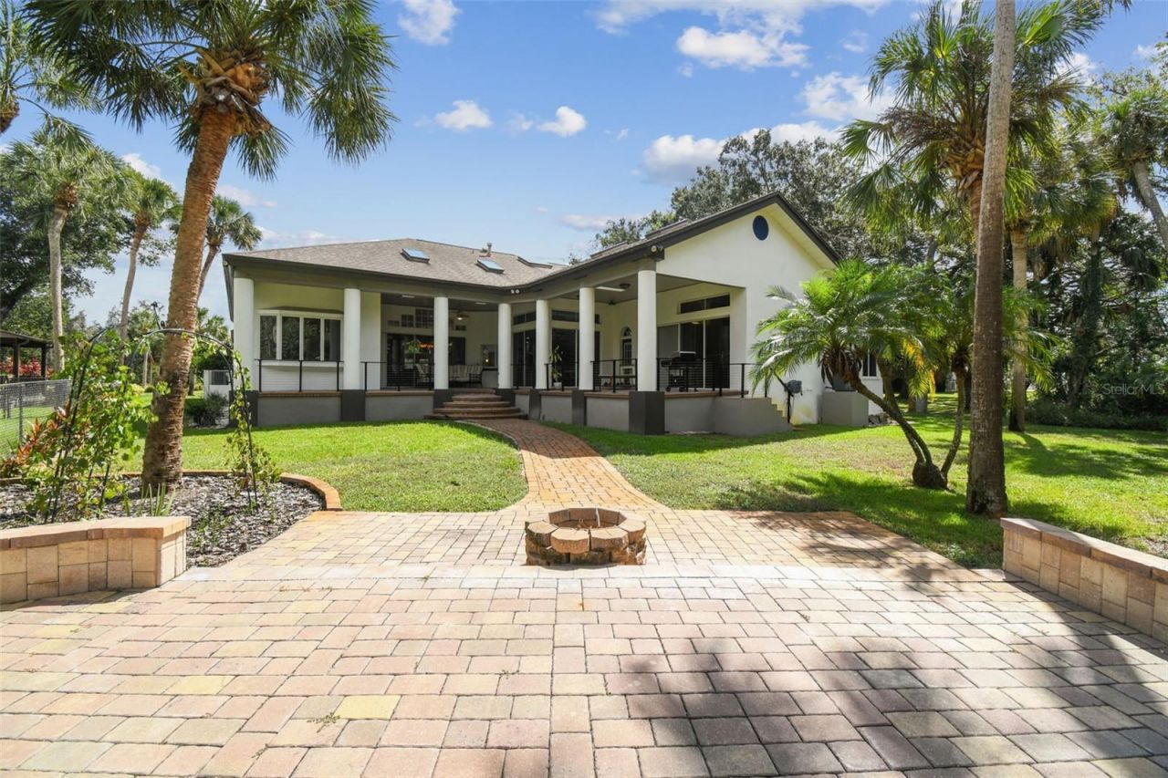 1705 Meyers Cove Drive, Tarpon Springs, FL 34689 Photo
