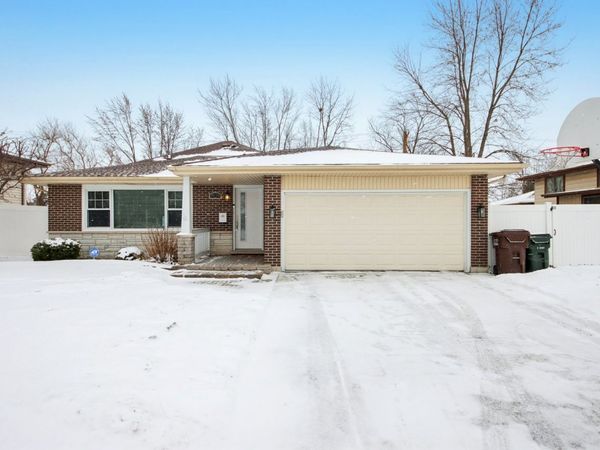 7525 170th Street, Tinley Park, IL 60477