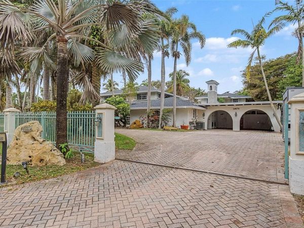 14670 SW 69th Pl, Palmetto Bay, FL 33158