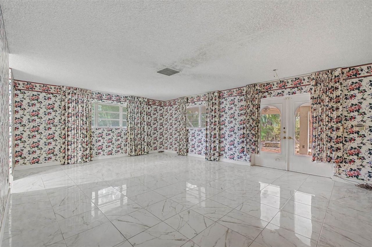 14670 SW 69th Pl, Palmetto Bay, FL 33158 Photo