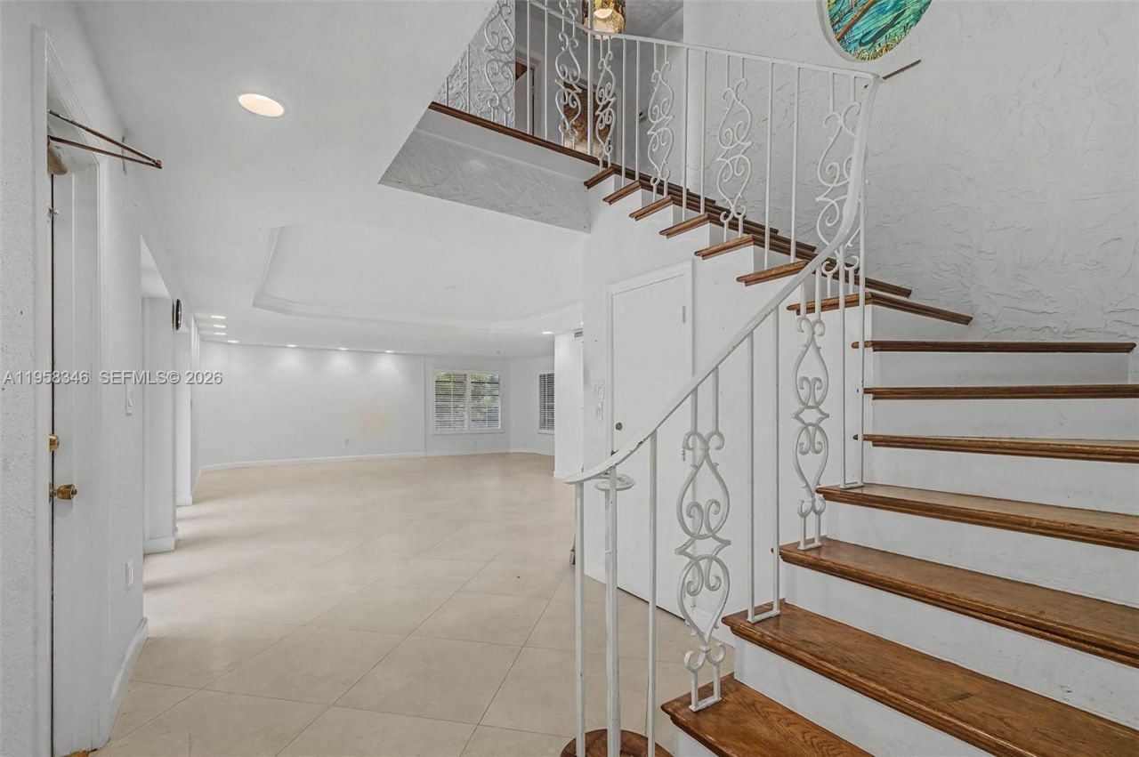 14670 SW 69th Pl, Palmetto Bay, FL 33158 Photo