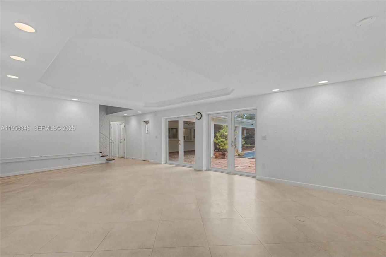 14670 SW 69th Pl, Palmetto Bay, FL 33158 Photo