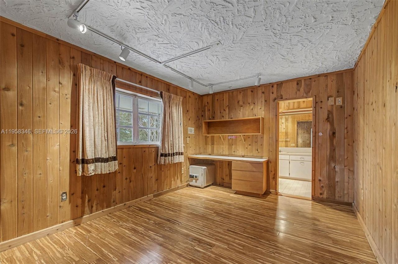 14670 SW 69th Pl, Palmetto Bay, FL 33158 Photo