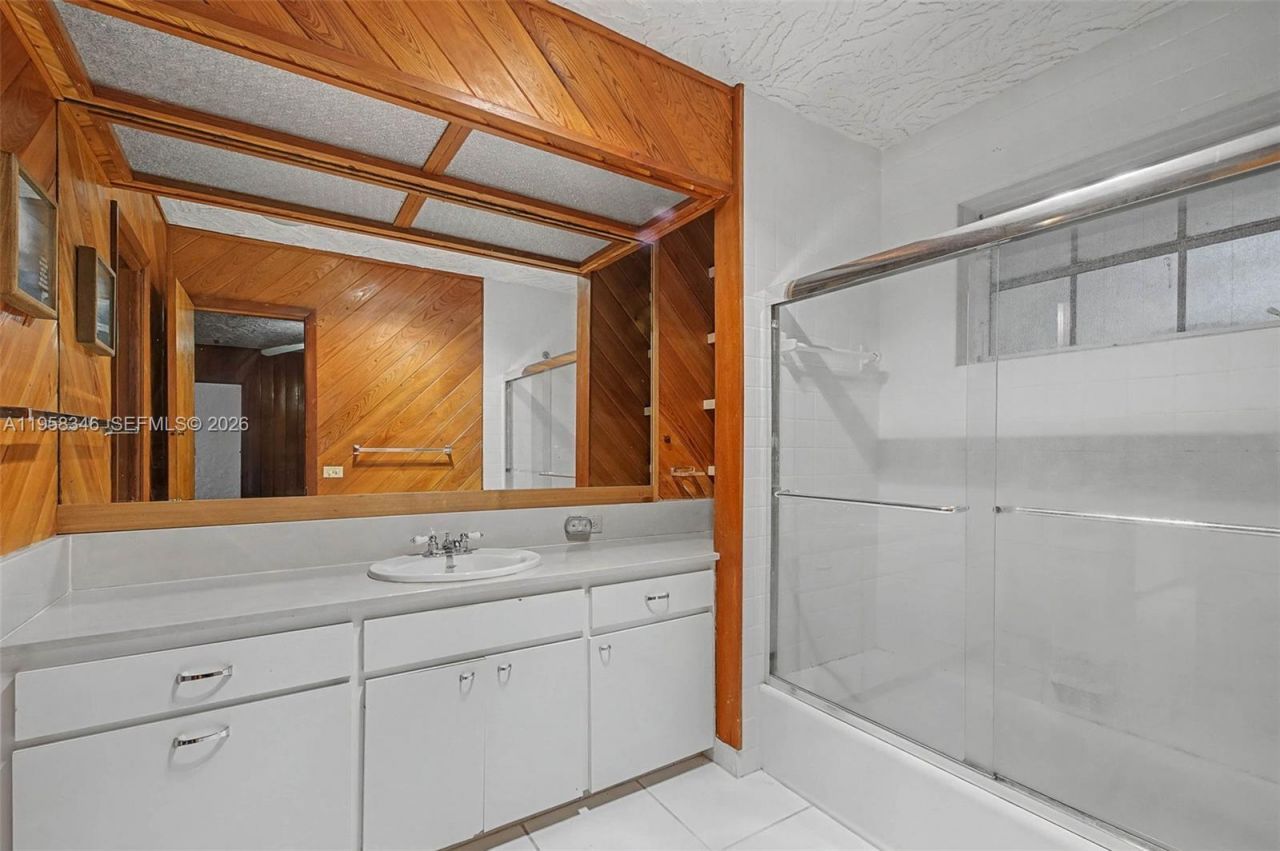 14670 SW 69th Pl, Palmetto Bay, FL 33158 Photo