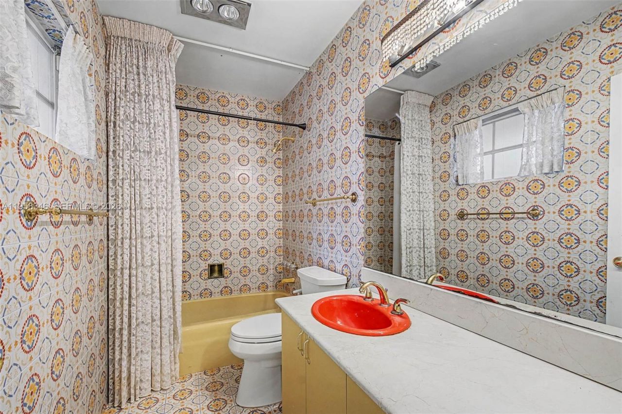 14670 SW 69th Pl, Palmetto Bay, FL 33158 Photo