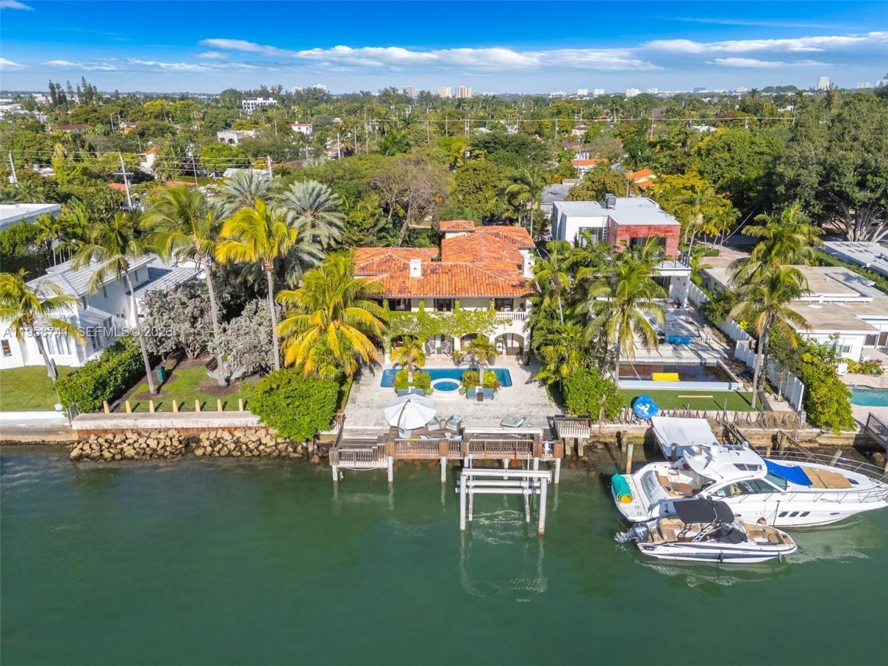 1398 Bay Dr , Miami Beach, FL 33141 Photo