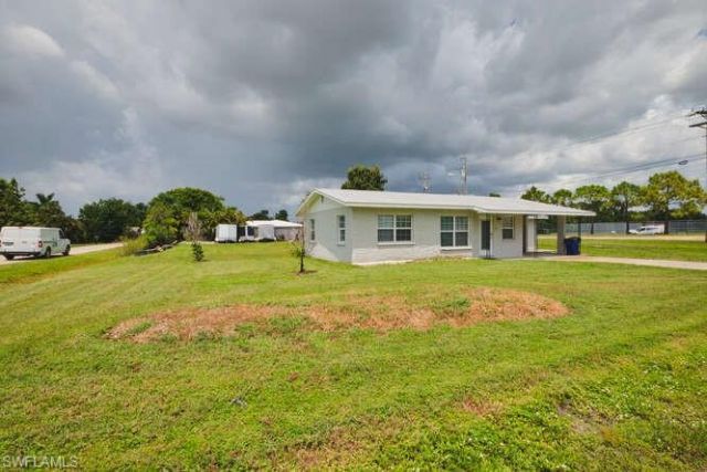 1637 Piney Rd , North Fort Myers, FL 33903 Photo