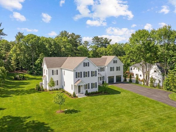 74 Teakettle Ln, Duxbury, MA 02332