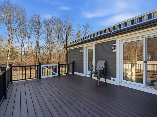 20 Mulhall Dr, Ashland, MA 01721