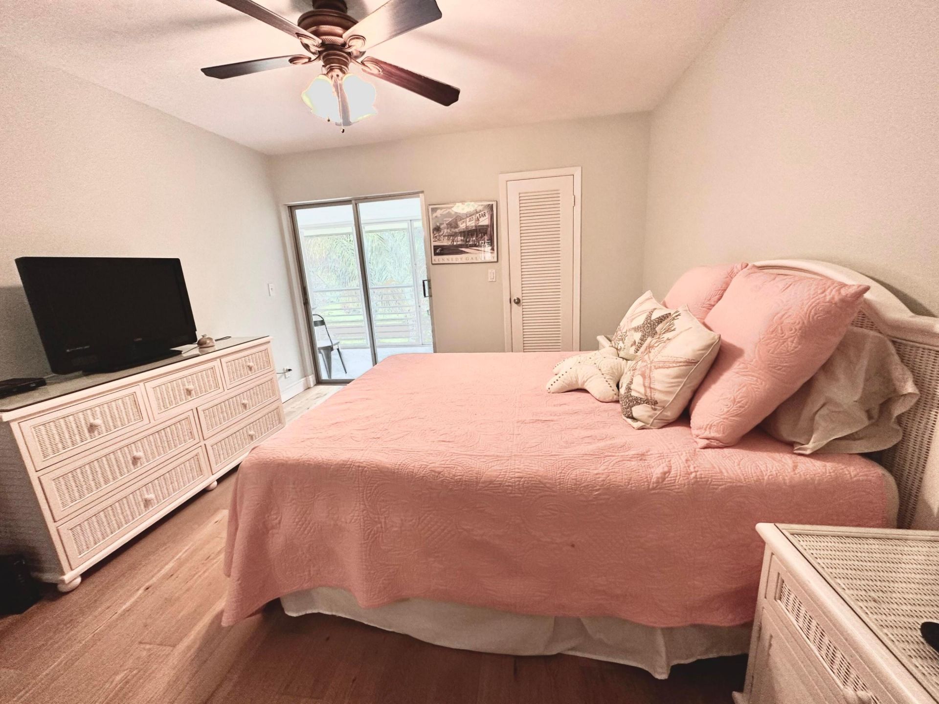 6 Garden Street, Unit 204, Tequesta, FL 33469 Photo