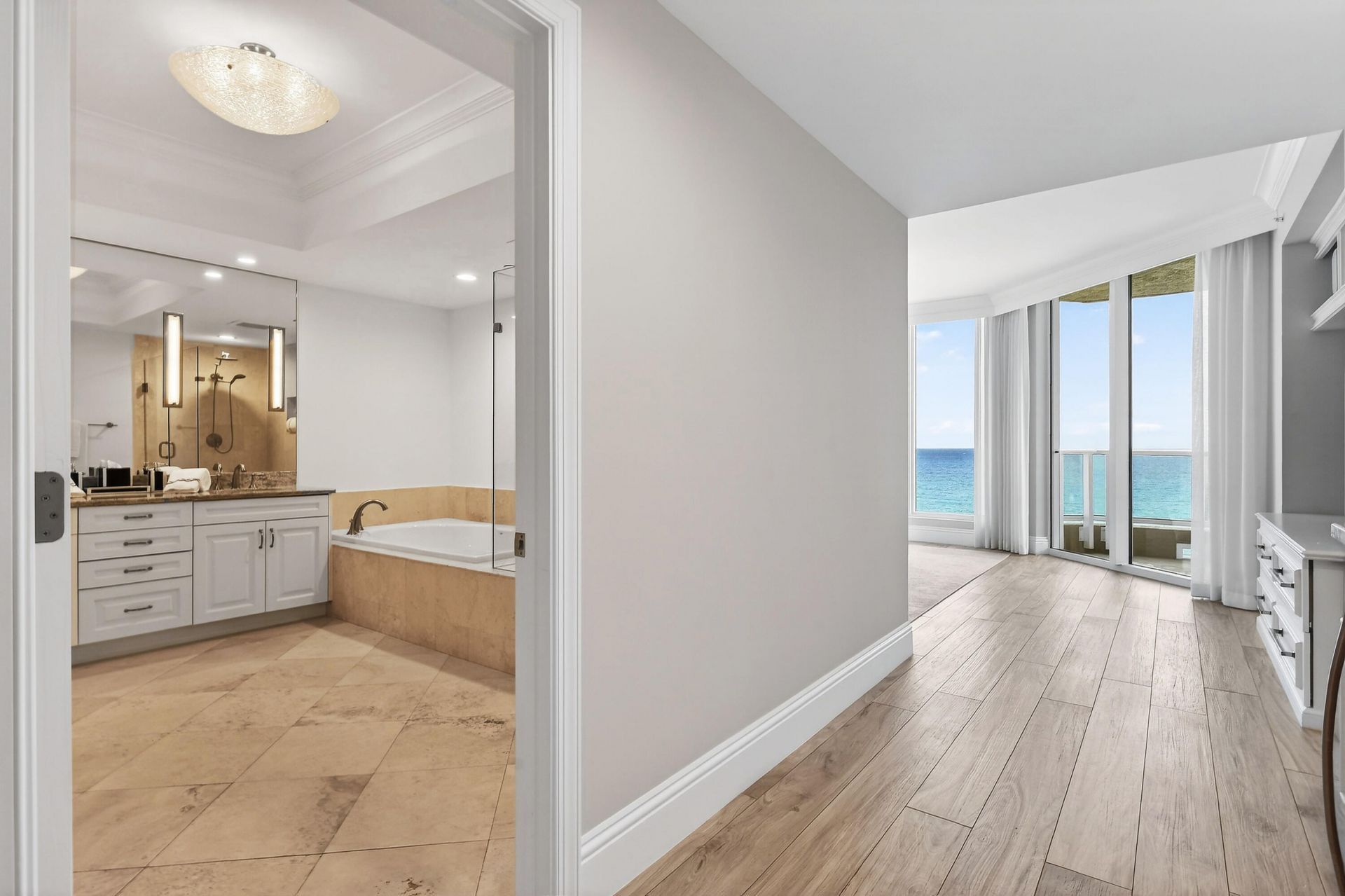 5050 N Ocean Drive, Unit 902, Singer Island, FL 33404 Photo