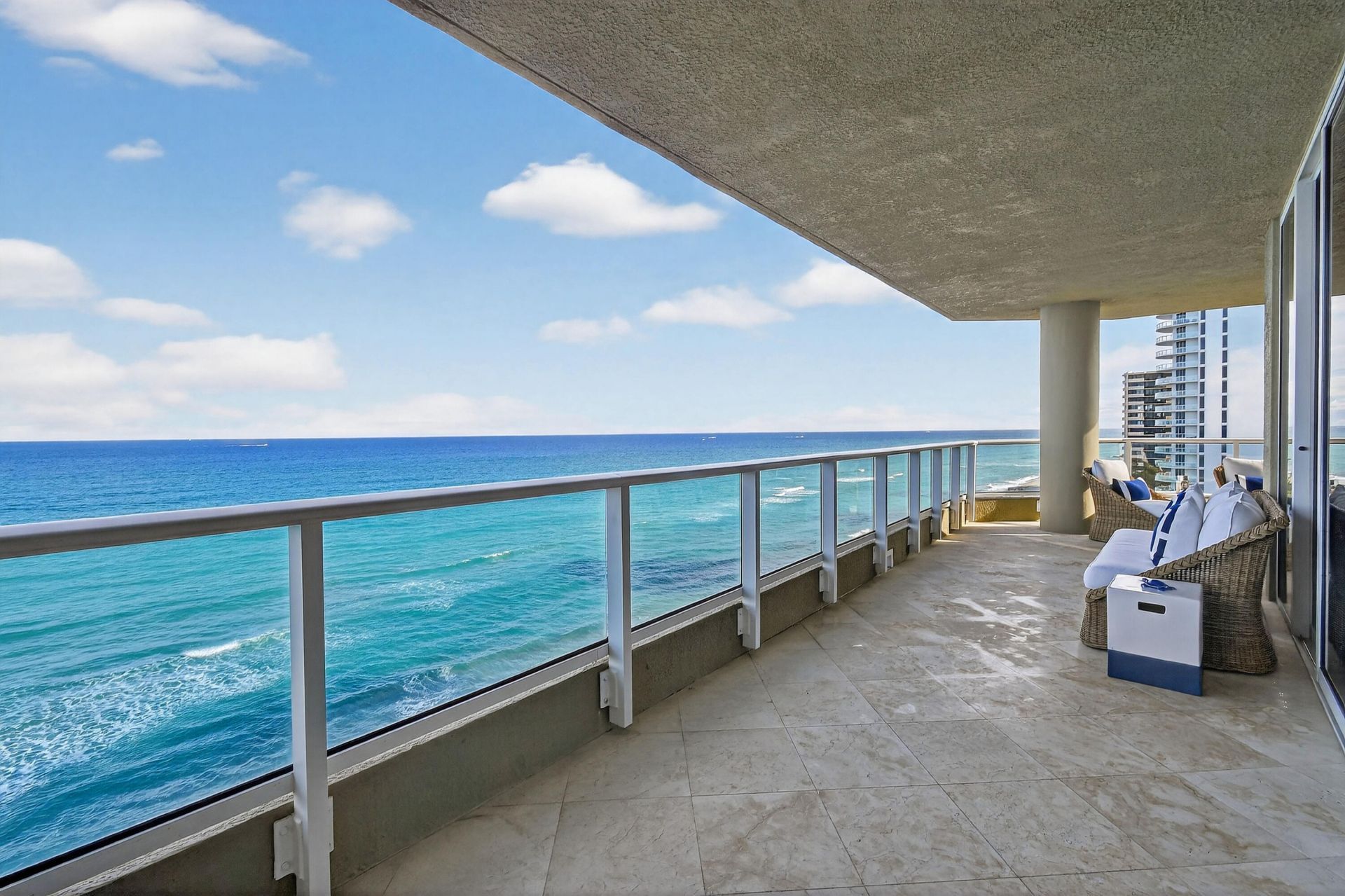 5050 N Ocean Drive, Unit 902, Singer Island, FL 33404 Photo