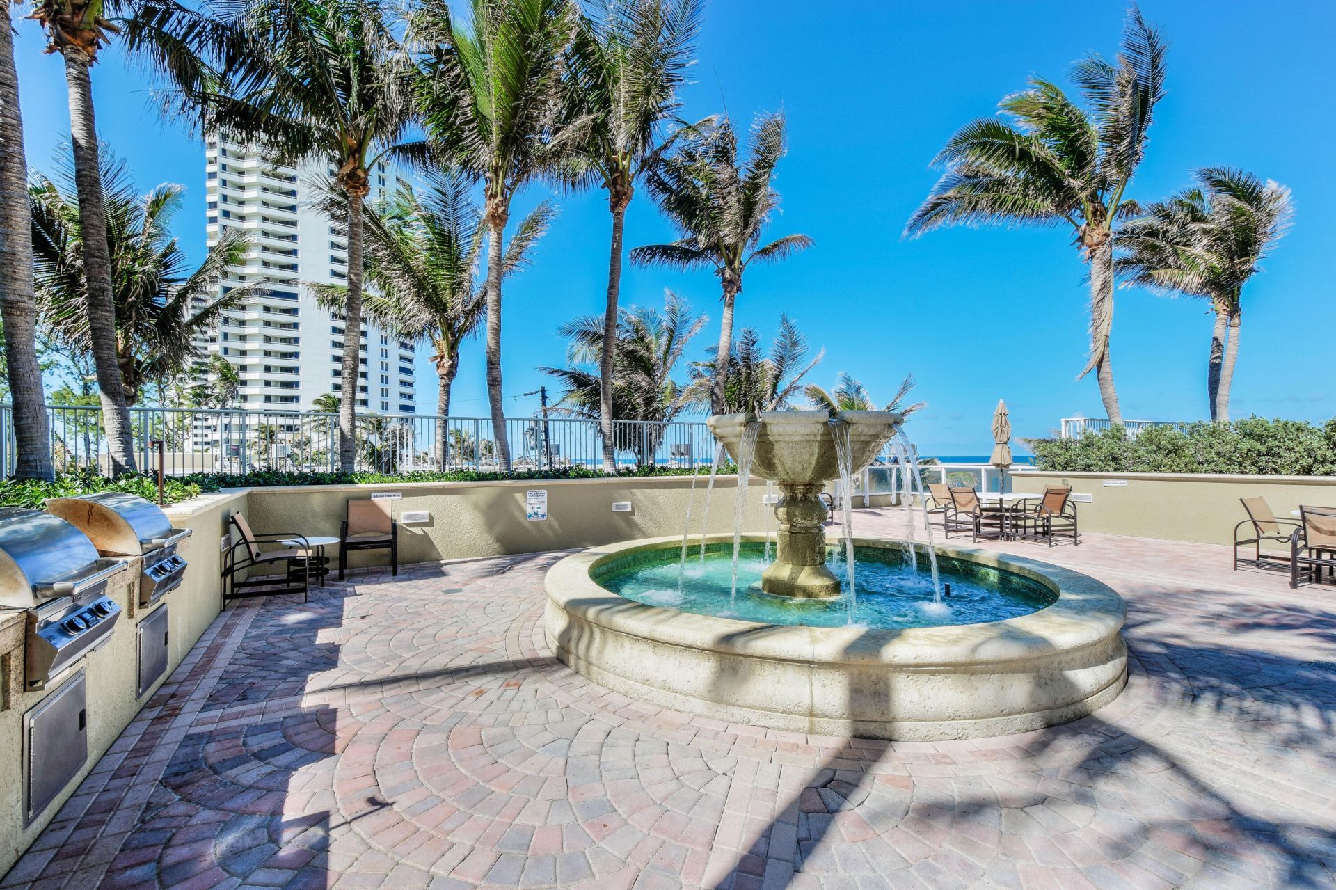5050 N Ocean Drive, Unit 902, Singer Island, FL 33404 Photo