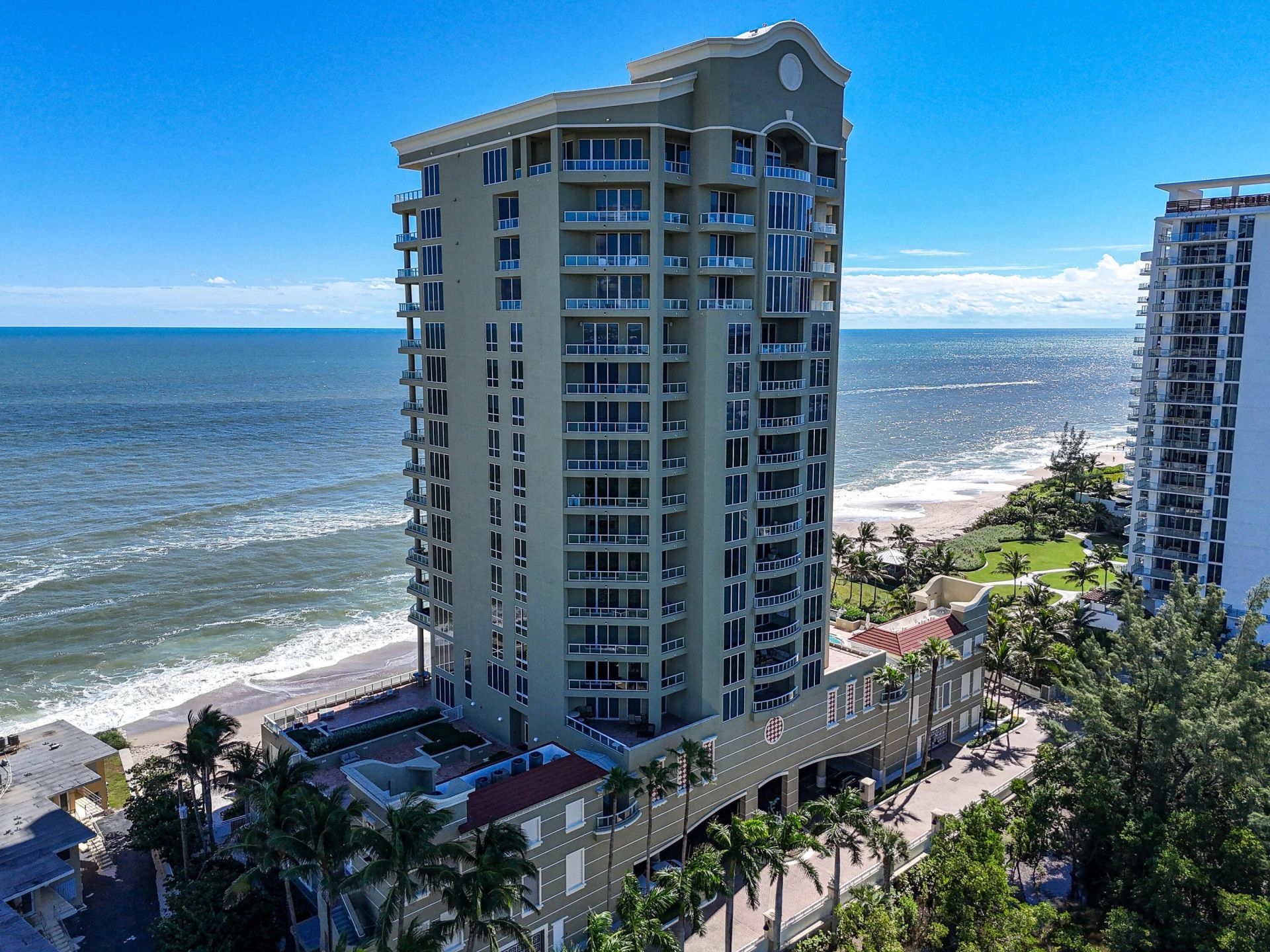 5050 N Ocean Drive, Unit 902, Singer Island, FL 33404 Photo