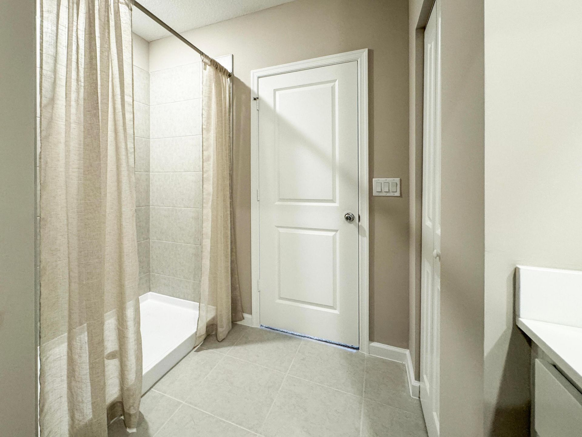 5987 NW Pickering Drive, Port Saint Lucie, FL 34987 Photo