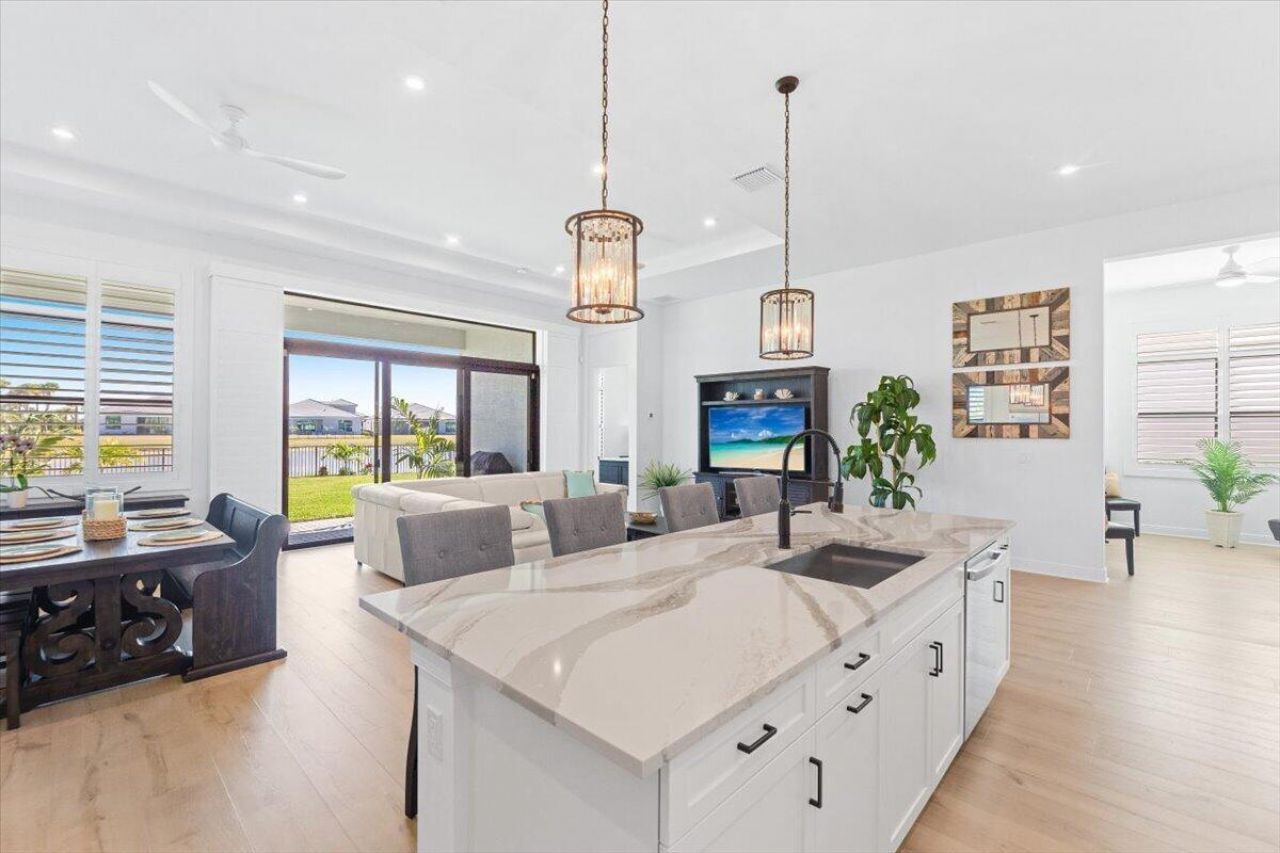 8431 SW Cantante Way, Port Saint Lucie, FL 34987 Photo