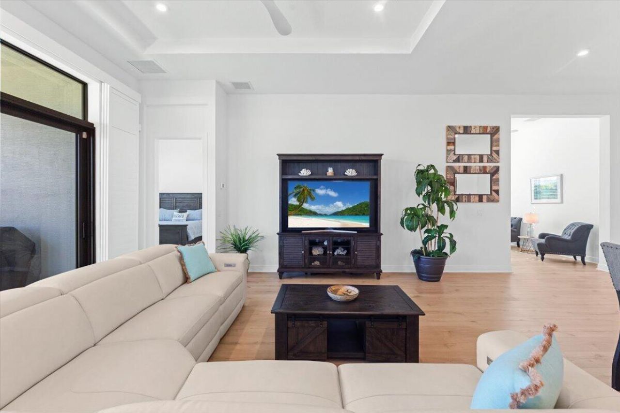 8431 SW Cantante Way, Port Saint Lucie, FL 34987 Photo