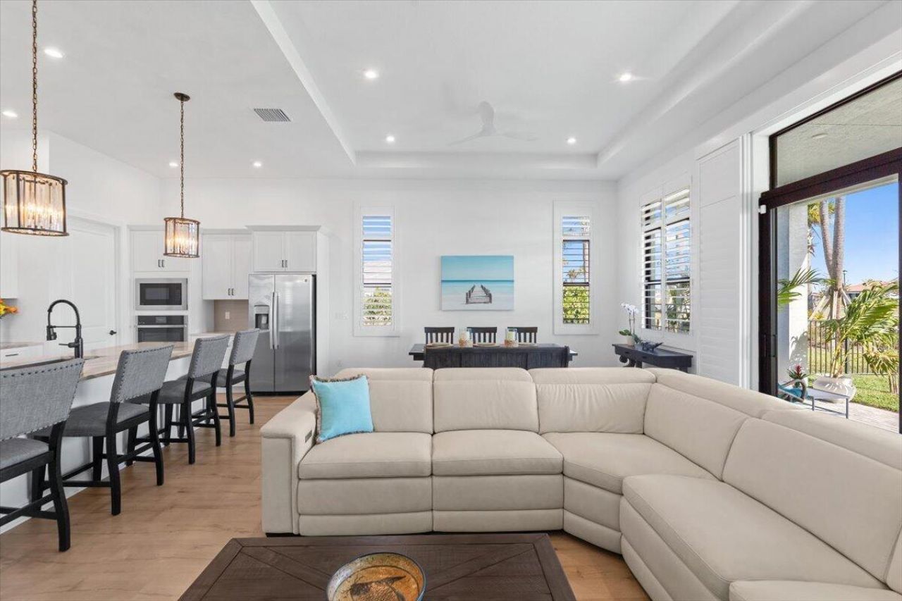 8431 SW Cantante Way, Port Saint Lucie, FL 34987 Photo