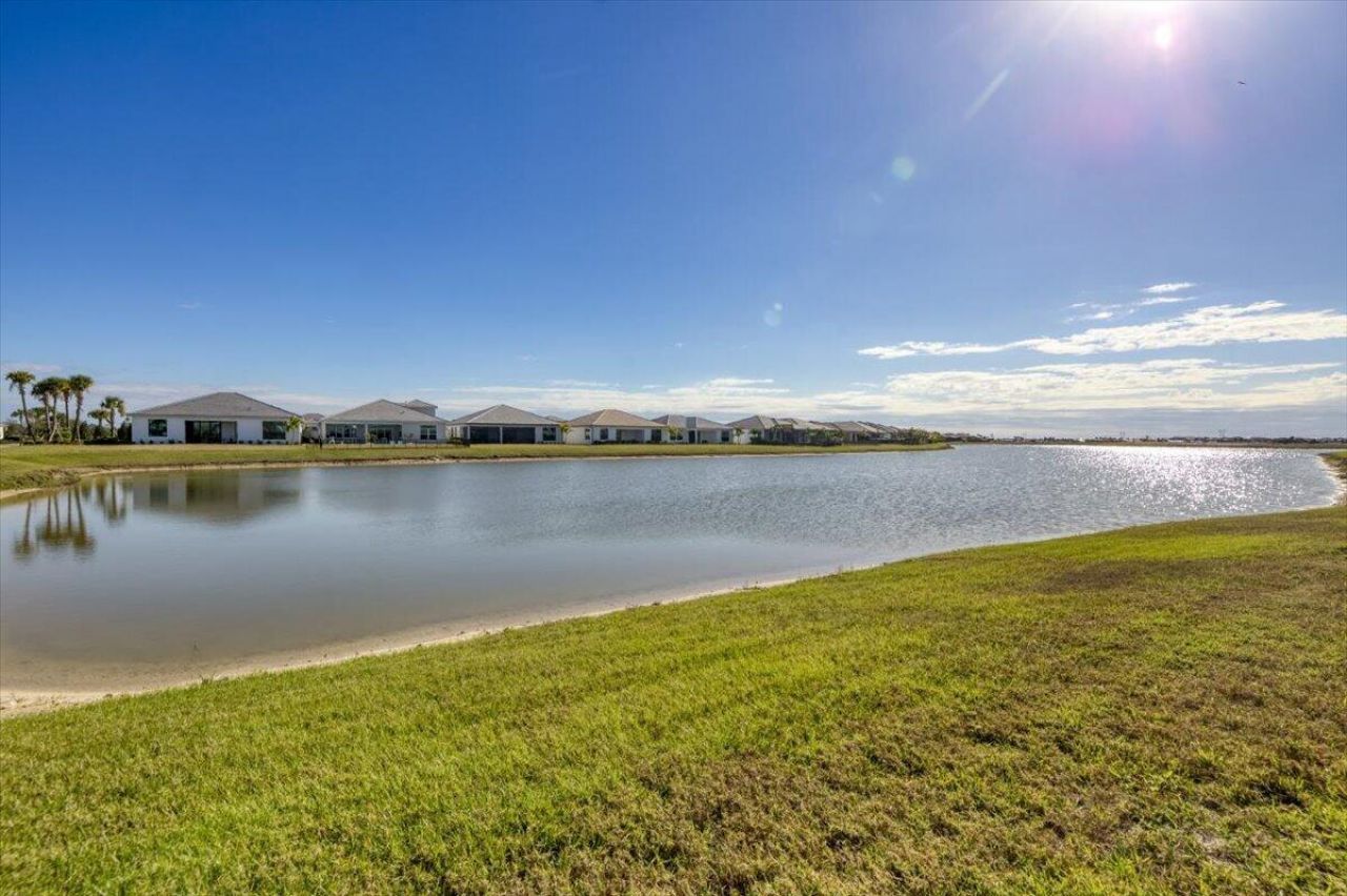 8431 SW Cantante Way, Port Saint Lucie, FL 34987 Photo