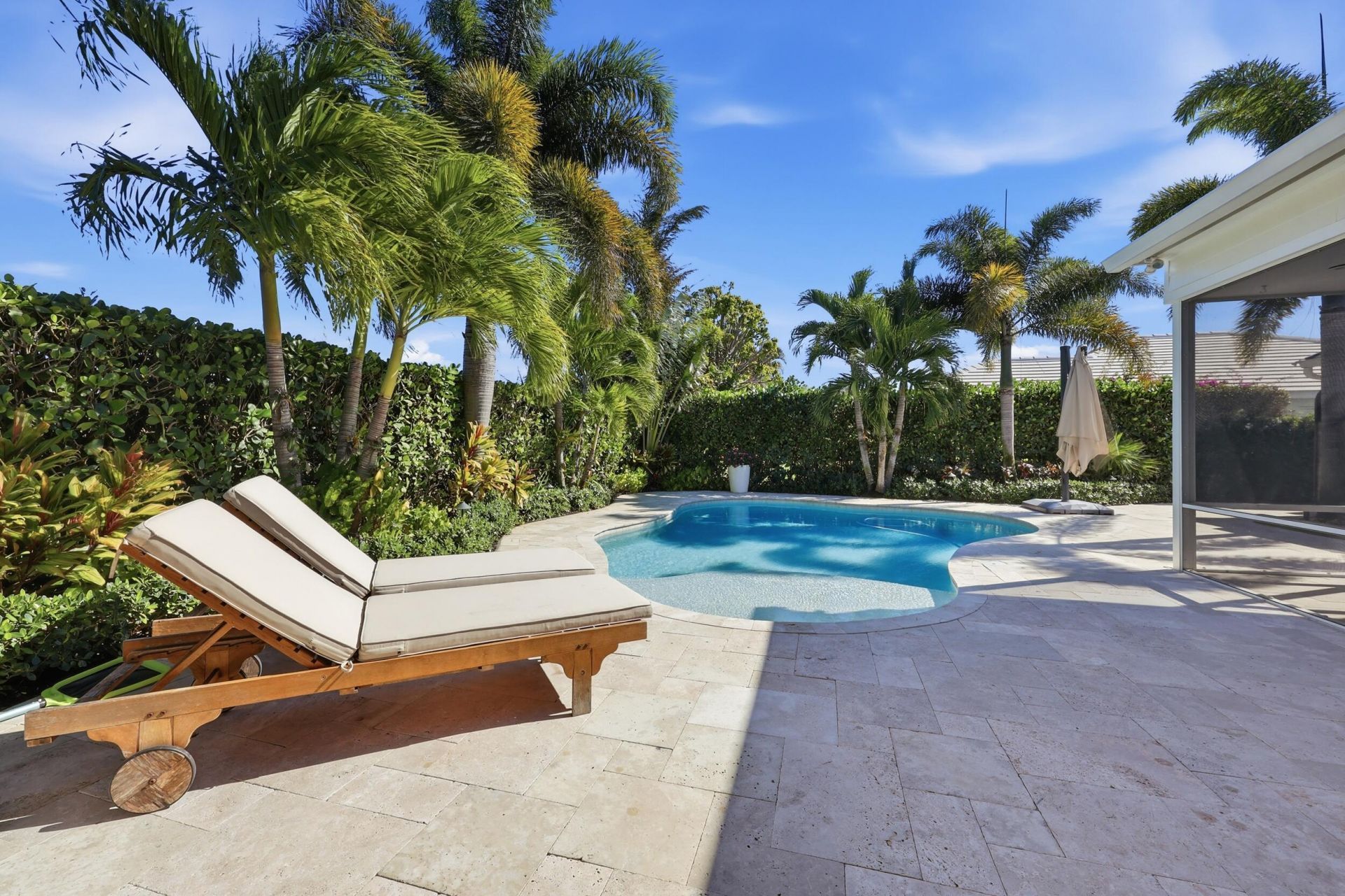 61 Pinehill Trail W, Tequesta, FL 33469 Photo