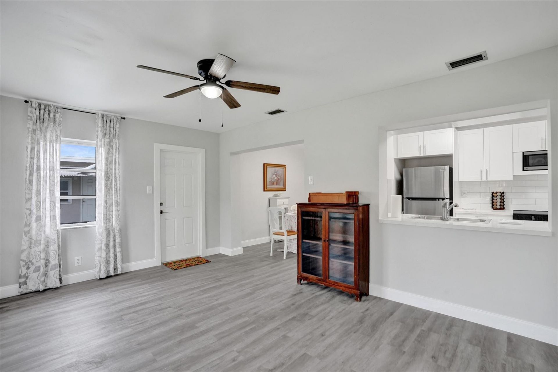 4953 NW 48 Ave, Tamarac, FL 33319 Photo