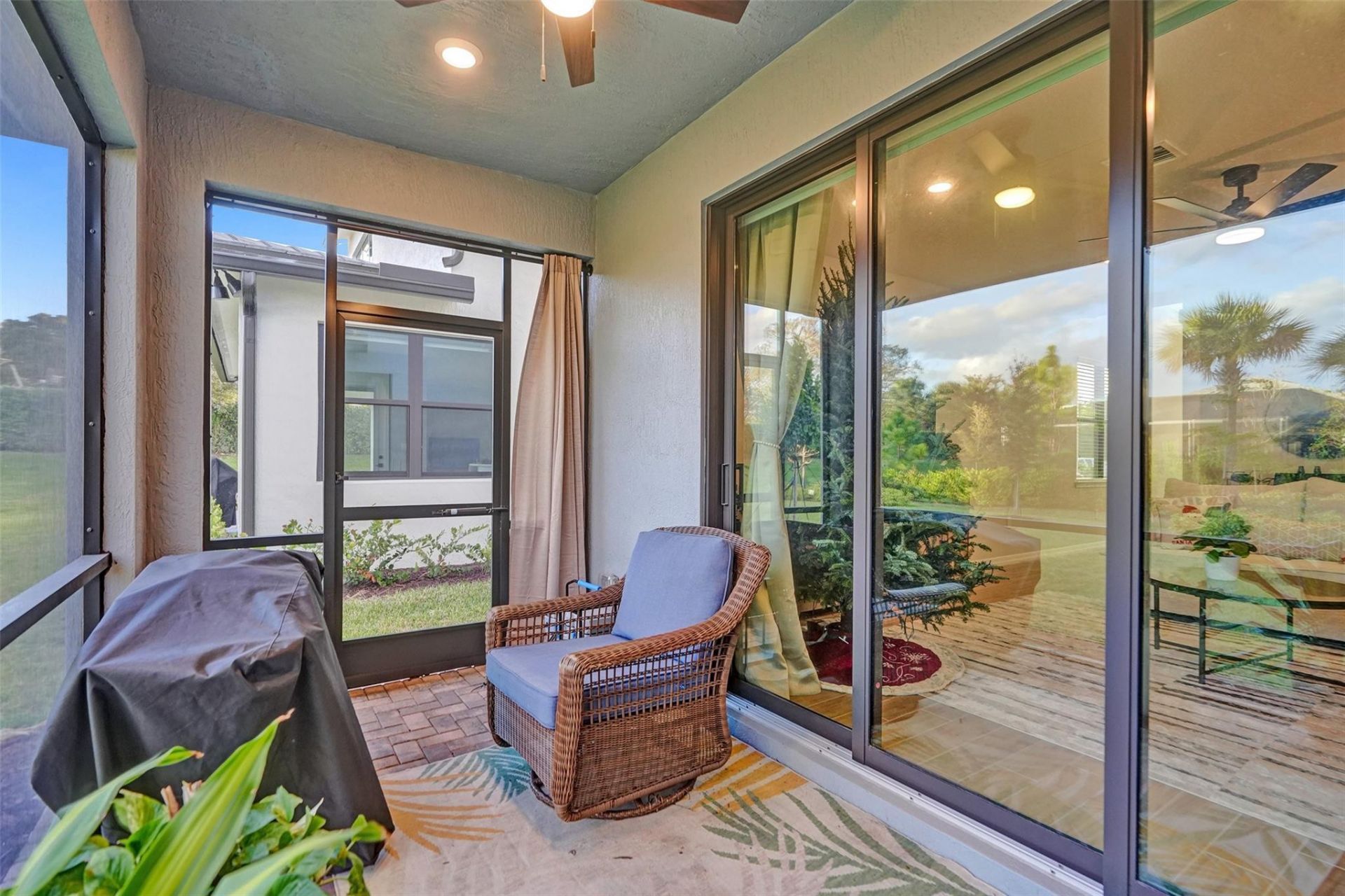 4422 S Silverwood Lane, Fort Lauderdale, FL 33309 Photo