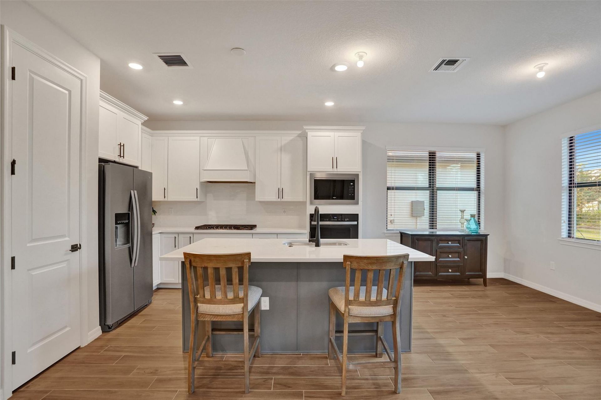 4422 S Silverwood Lane, Fort Lauderdale, FL 33309 Photo