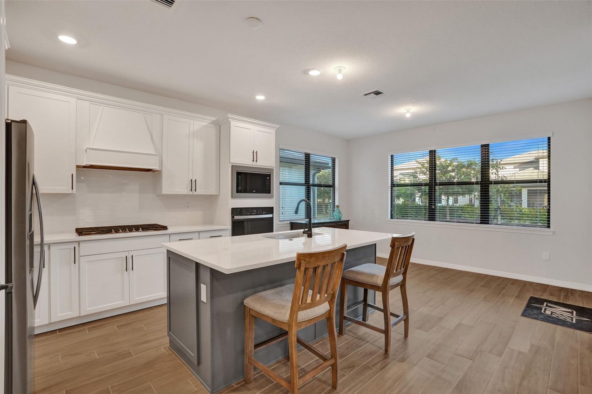 4422 S Silverwood Lane, Fort Lauderdale, FL 33309 Photo