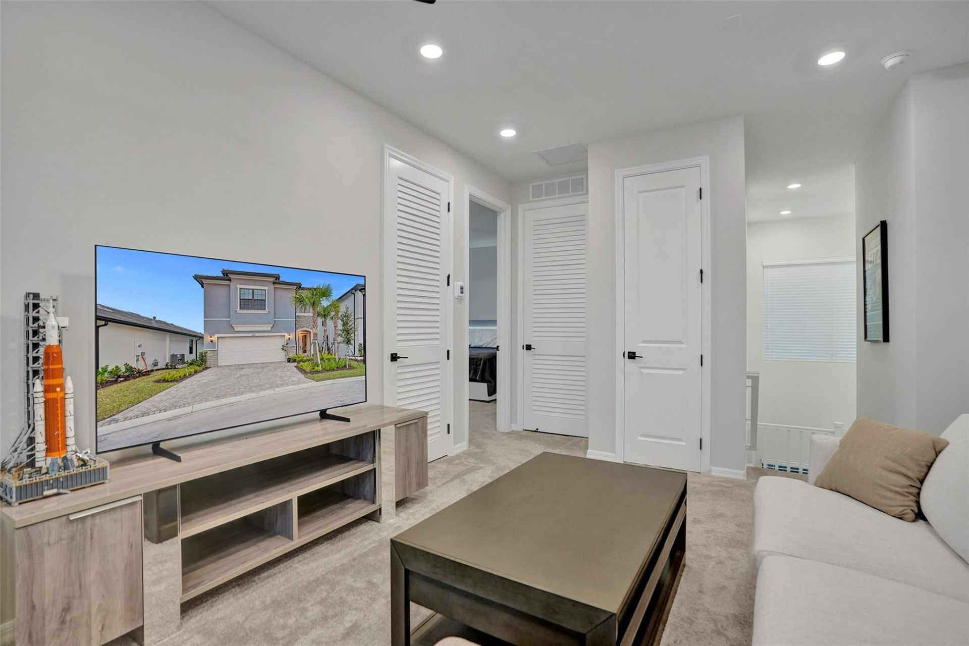 4422 S Silverwood Lane, Fort Lauderdale, FL 33309 Photo