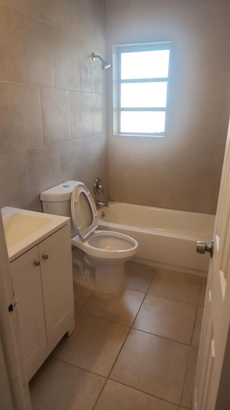 5250 SW 90th Way, Unit 3, Cooper City, FL 33328 Photo