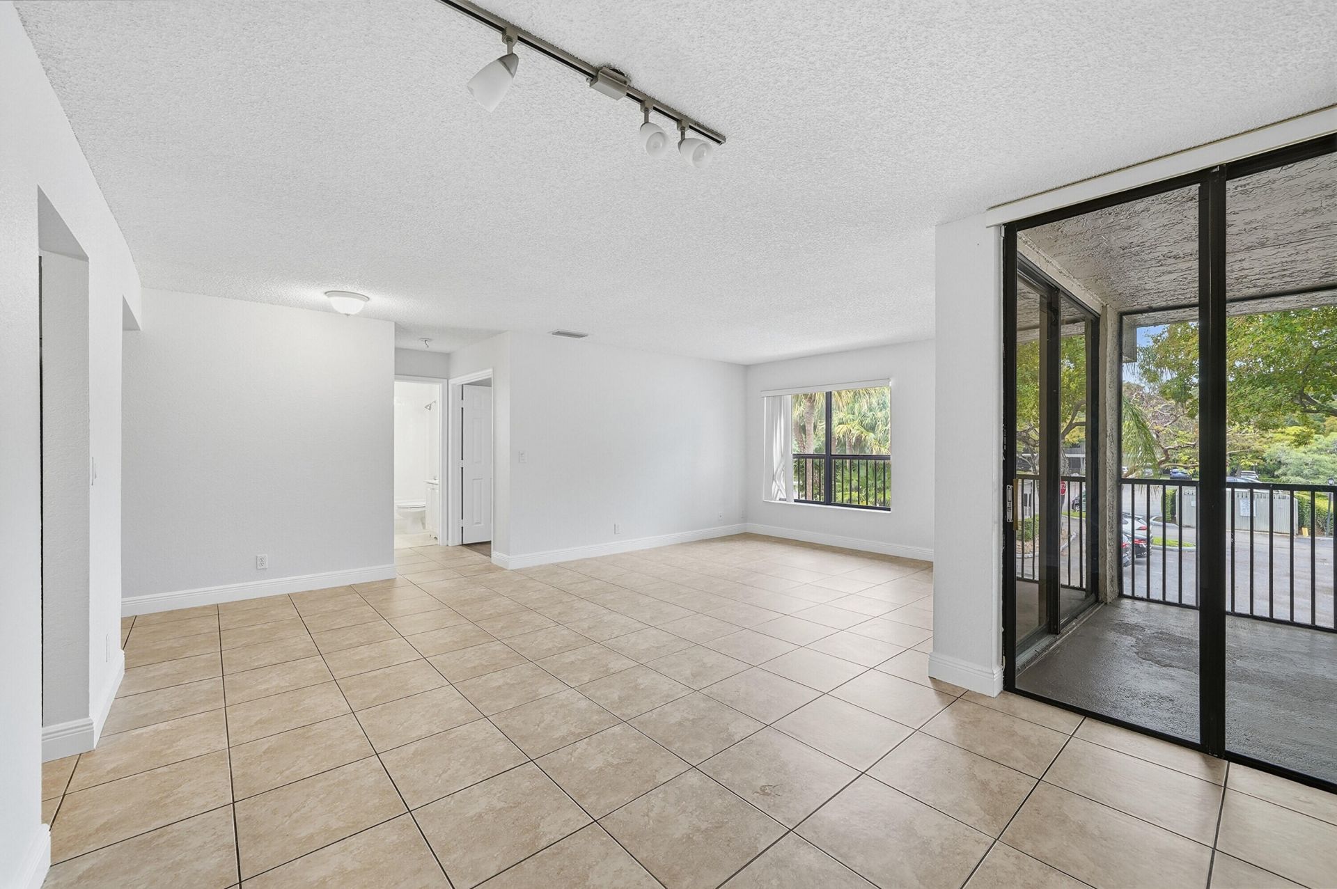 2486 NW 49th Terrace, Unit 762, Coconut Creek, FL 33063 Photo