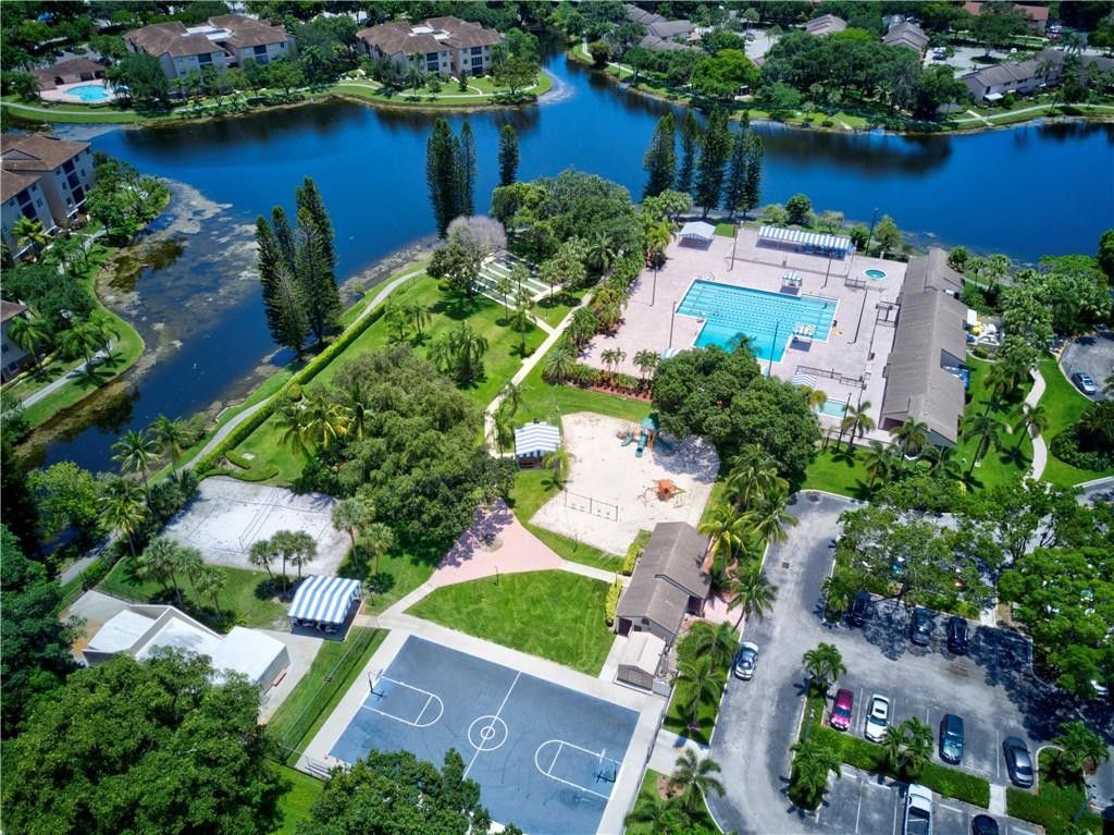 2486 NW 49th Terrace, Unit 762, Coconut Creek, FL 33063 Photo