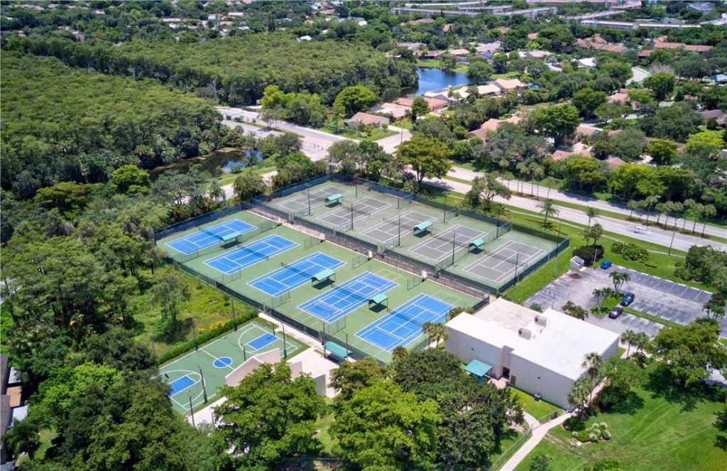 2486 NW 49th Terrace, Unit 762, Coconut Creek, FL 33063 Photo