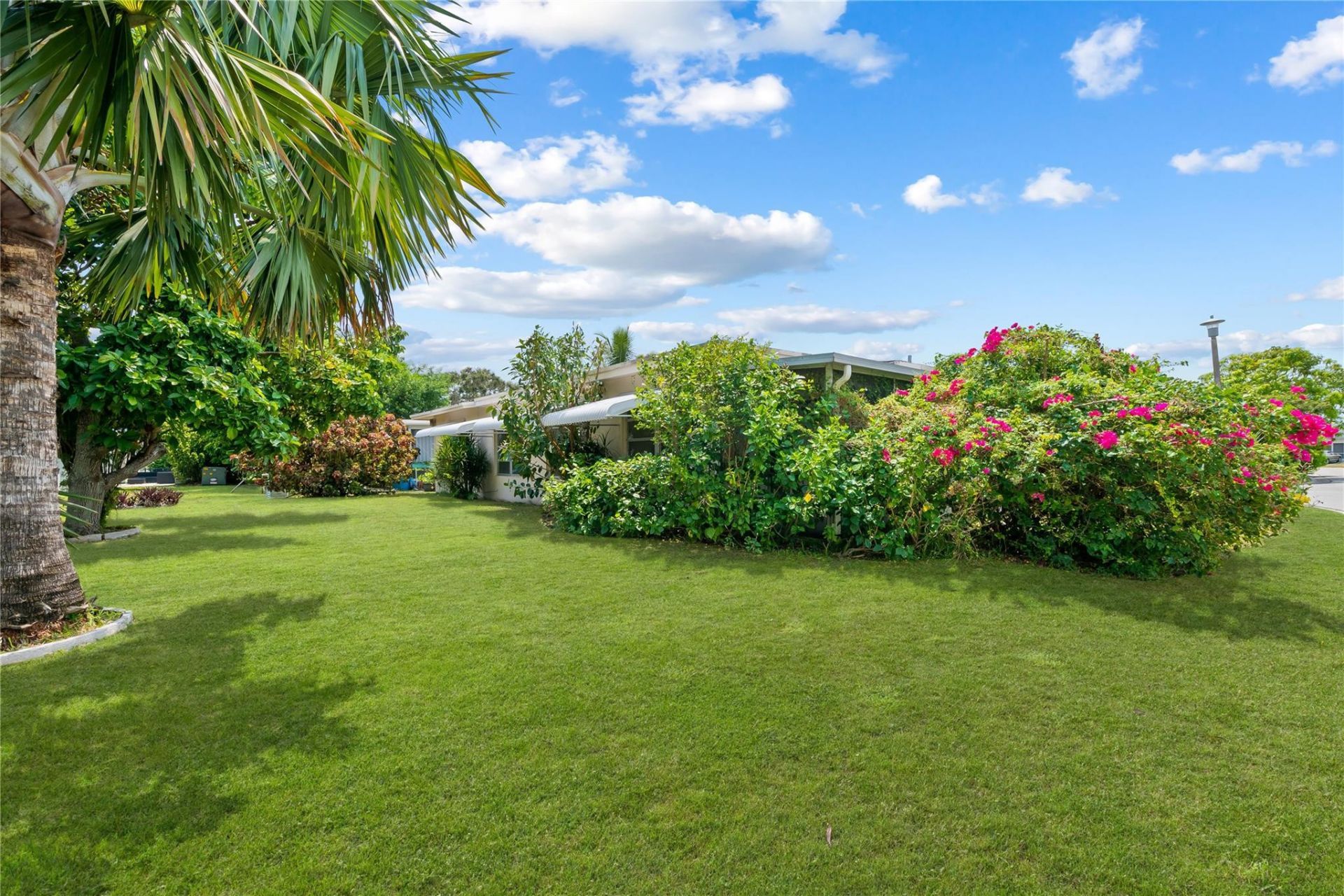 7005 NW 11th Street, Margate, FL 33063 Photo