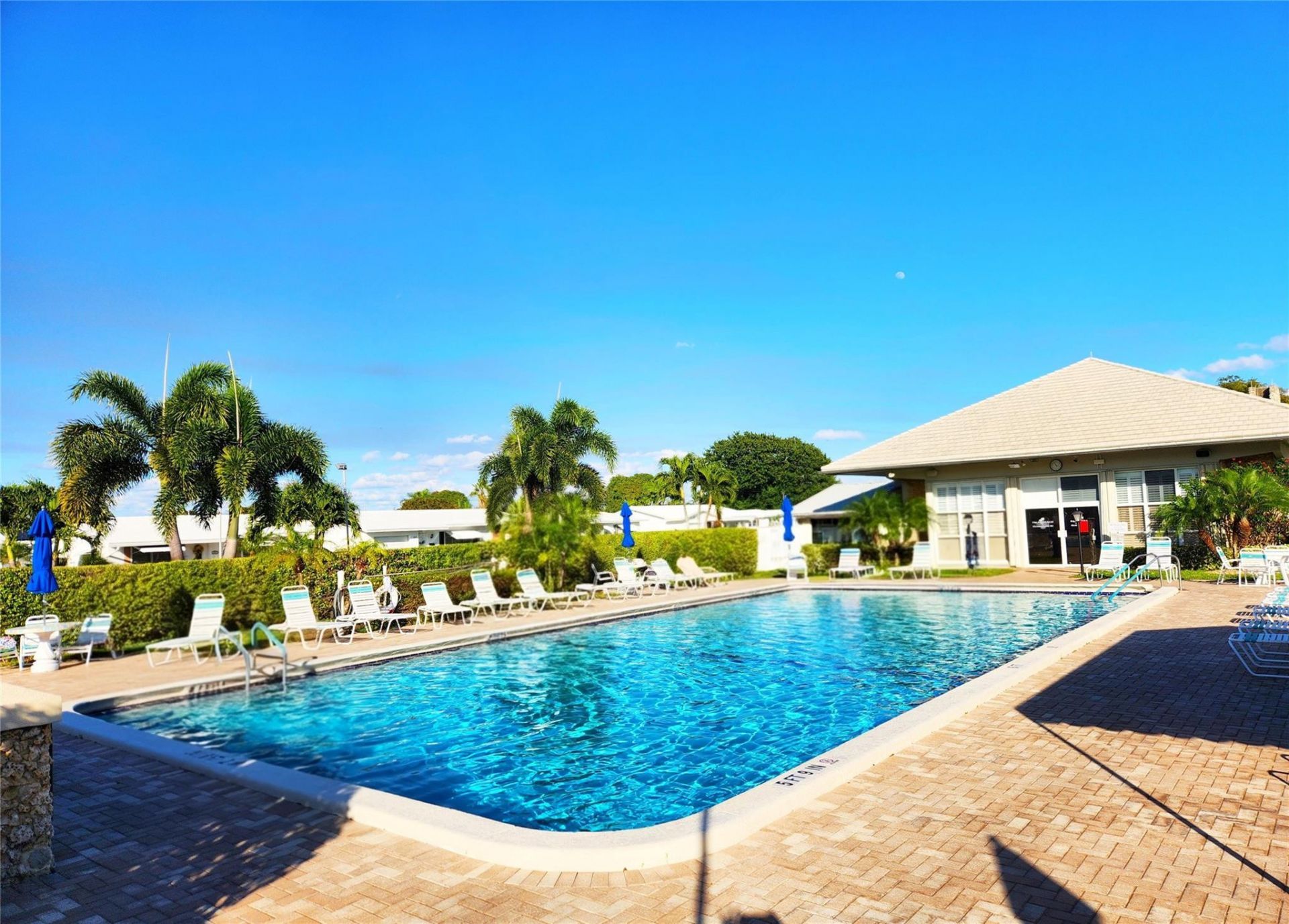 2100 SW Lake Circle Dr, Unit 110, Boynton Beach, FL 33426 Photo