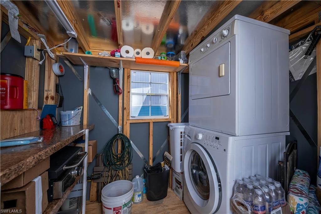 243 Caravan Cir, North Fort Myers, FL 33903 Photo