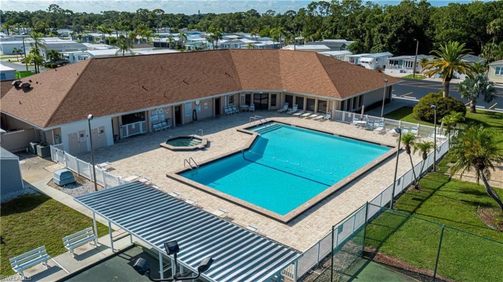 243 Caravan Cir, North Fort Myers, FL 33903 Photo