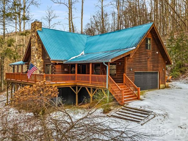 131 Trillium Glen Drive, Mars Hill, NC 28754