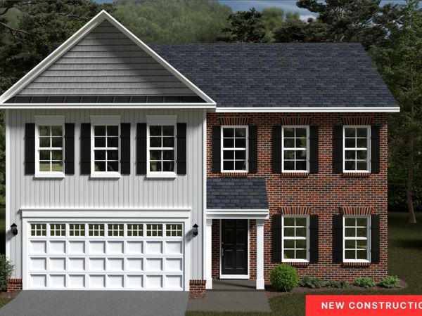 2813 Russlen DR, Salem, VA 24153
