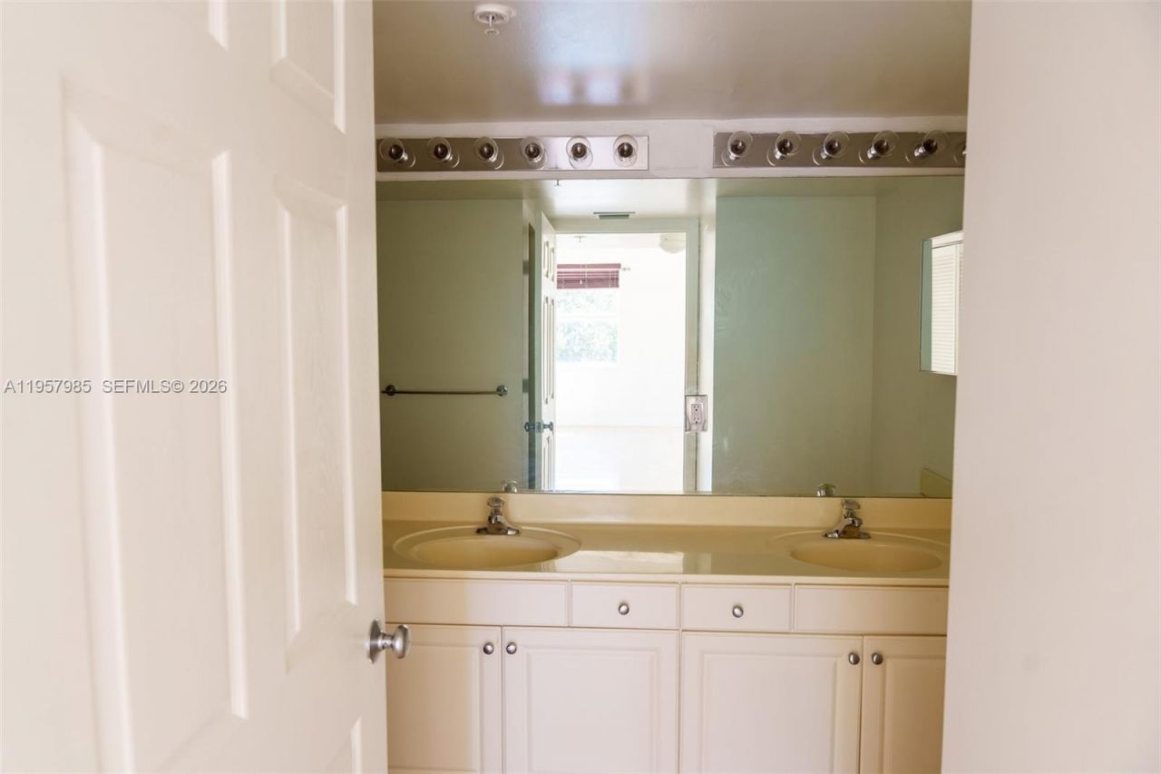 509 E Sheridan St, Unit 3083, Dania Beach, FL 33004 Photo