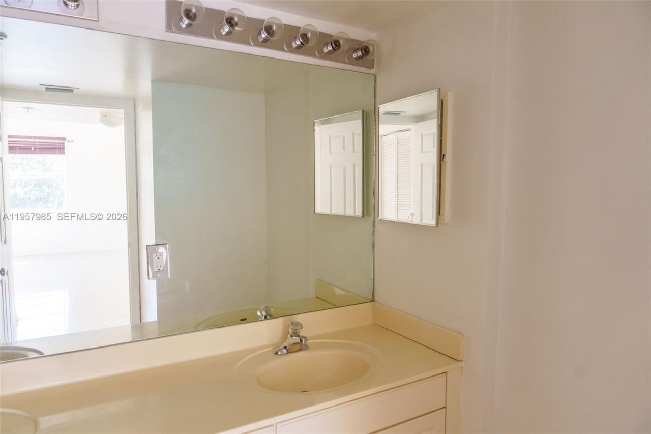 509 E Sheridan St, Unit 3083, Dania Beach, FL 33004 Photo