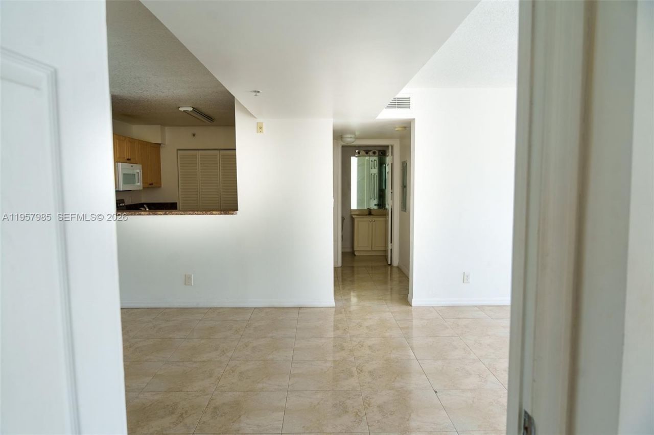 509 E Sheridan St, Unit 3083, Dania Beach, FL 33004 Photo