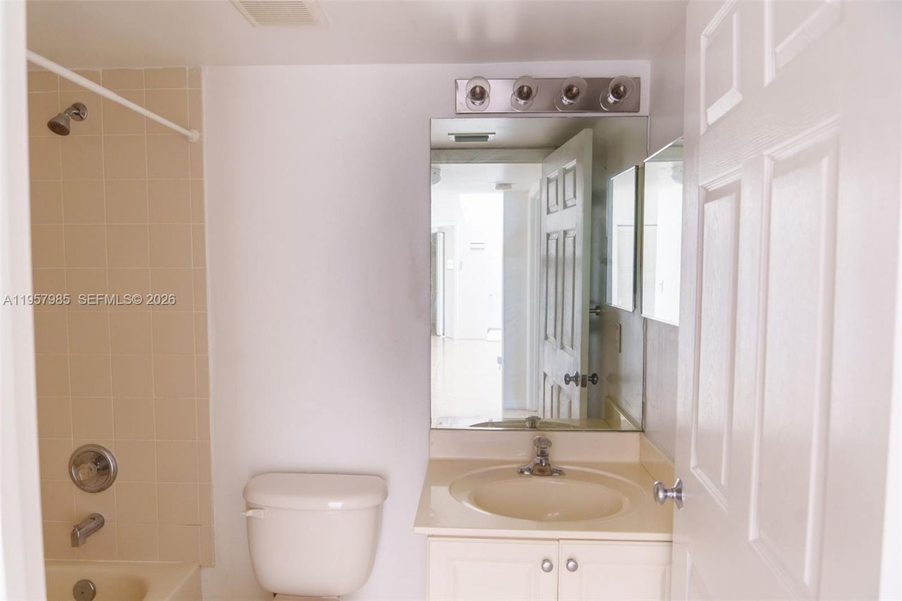 509 E Sheridan St, Unit 3083, Dania Beach, FL 33004 Photo